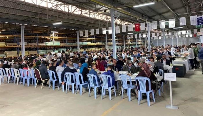   KAYMAKAM DOLU, KALE GRUBUNUN İFTAR PROGRAMINA KATILDI