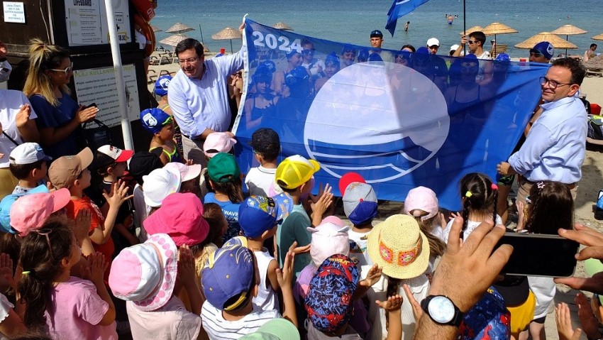 Plajlara Güven Getiren Mavi Bayrak Bu Yıl da Dalgalanacak