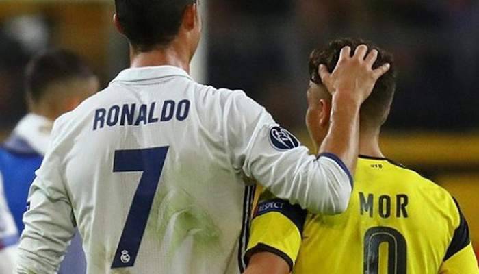 Emre Mor ve Ronaldo sosyal medyayı salladı!