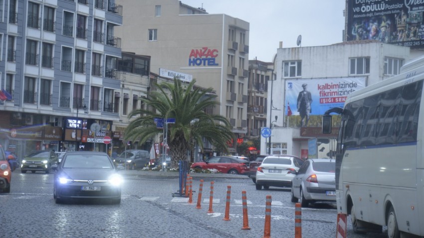 Çanakkale’de park ve trafik sorunu çözüm bekliyor