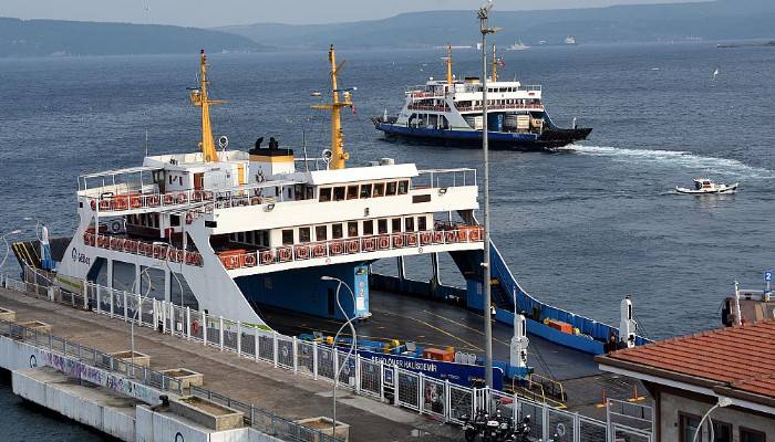 Gökçeada feribot seferleri iptal edildi