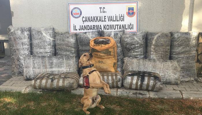 Ahşap tekne battı, 1 ton 411 kilo uyuşturucu denize dağıldı 