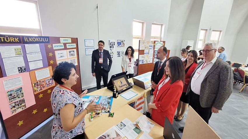 Scientix Projesi Stem Eğitimi Çanakkale Çalıştayı başladı