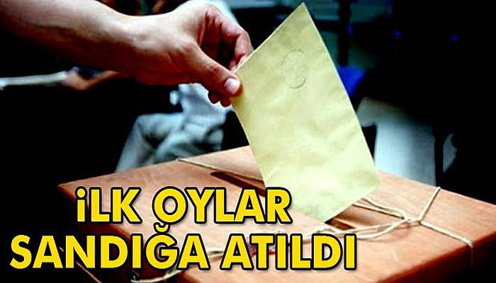 Referandumda ilk oylar sandığa atıldı