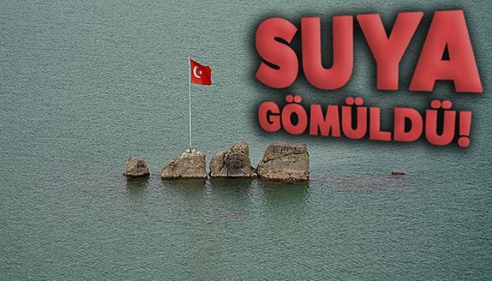 Su seviyesi yükseldi, kayalık suya gömüldü