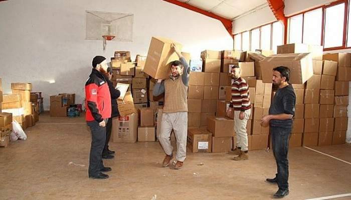  Yardım için toplanan TIR’lar yola çıktı