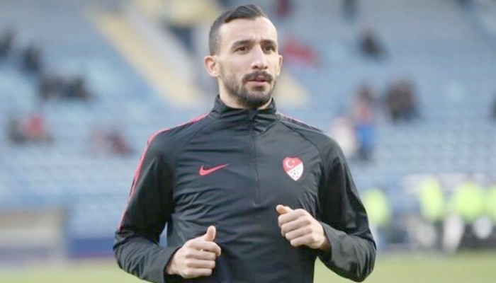 Çanakkale’de Başlamıştı, Mehmet Topal Futbola Veda Etti