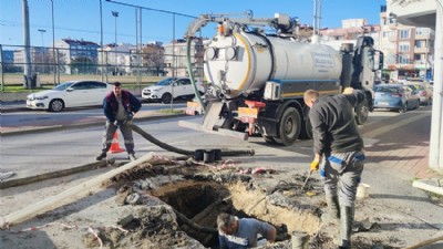 Barbaros Mahallesi'nde Su Şebekesi Yenileme Çalışmaları Gerçekleştiriliyor