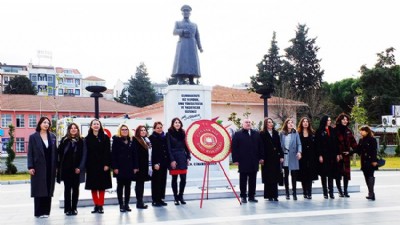 Çanakkale'den kadına yönelik şiddete karşı güçlü mesaj (videolu)