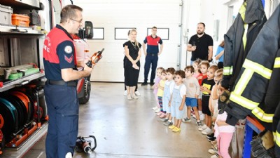 Minik Öğrencilerden İtfaiye Haftası Ziyareti