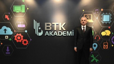 Btk Akademi Mobil Uygulamasını Kullanıma Açtık”