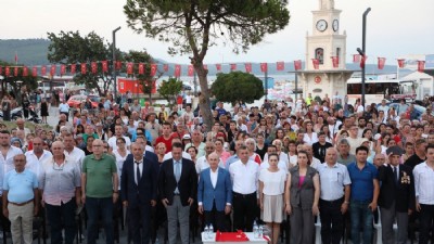 Eceabat Cumhuriyet Meydanı İlk Festivalle Coştu